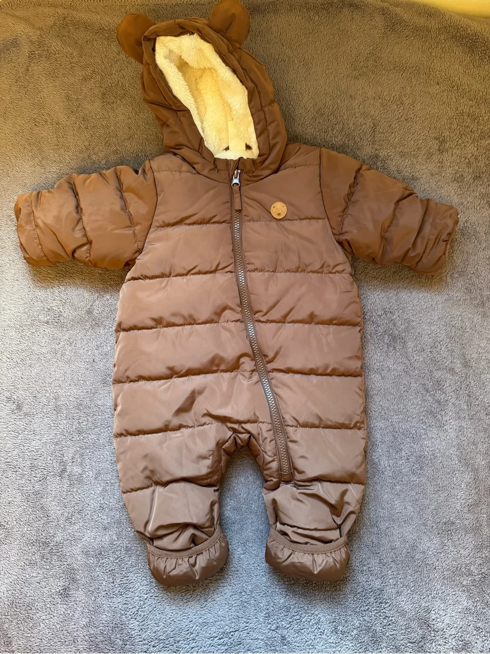 H&M Baby Bear Hooded Puffer Snowsuit 3M – New Without Tags